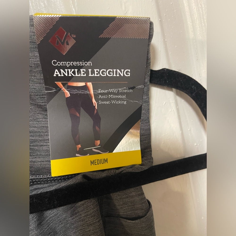 Ankle leggings